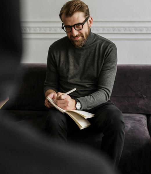 pexels-cottonbro-4100653